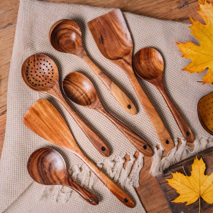 natural teak utensils set